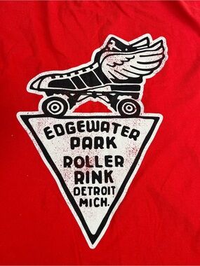 Edgewater Park Roller Rink Detroit Red Graphic Tee XL Retro Skate Shirt